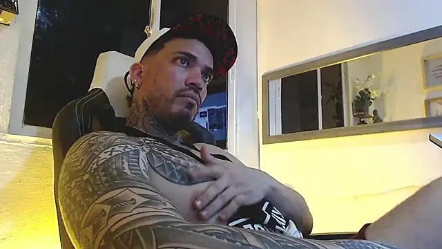 Snapshot of Angel_sex_latin chatting on February 2025 04:18:02 AM Angel sex latin online show from February 2025 04:18:02 AM