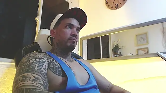 Snapshot of Angel_sex_latin chatting on February 2025 05:19:02 AM Angel sex latin online show from February 2025 05:19:02 AM