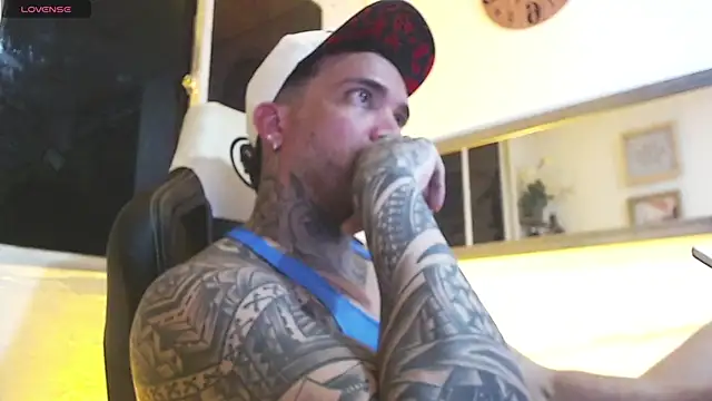 Snapshot of Angel_sex_latin chatting on March 2025 07:03:01 AM Angel sex latin online show from March 2025 07:03:01 AM