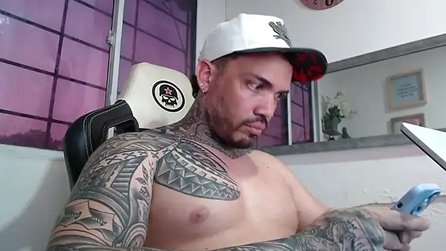 Snapshot of Angel_sex_latin chatting on March 2025 11:18:02 PM Angel sex latin online show from March 2025 11:18:02 PM