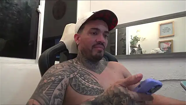 Snapshot of Angel_sex_latin chatting on March 2025 08:29:02 AM Angel sex latin online show from March 2025 08:29:02 AM