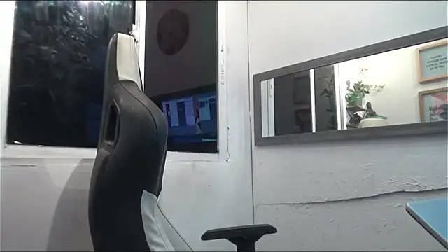 Snapshot of Angel_sex_latin chatting on March 2025 05:11:02 AM Angel sex latin online show from March 2025 05:11:02 AM