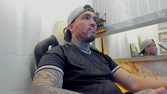 Snapshot of Angel_sex_latin chatting on September 2025 02:54:02 AM Angel sex latin online show from September 2025 02:54:02 AM