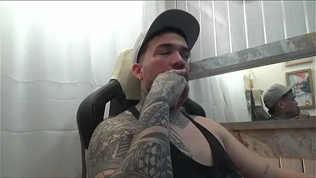 Snapshot of Angel_sex_latin chatting on October 2025 04:44:02 AM Angel sex latin online show from October 2025 04:44:02 AM