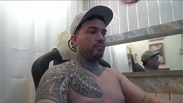 Snapshot of Angel_sex_latin chatting on October 2025 04:00:02 AM Angel sex latin online show from October 2025 04:00:02 AM