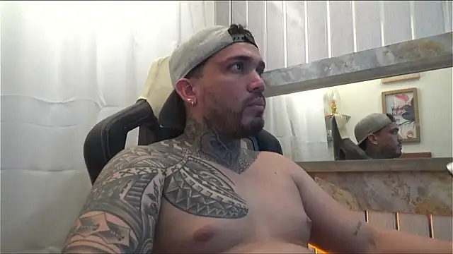 Snapshot of Angel_sex_latin chatting on October 2025 07:53:02 AM Angel sex latin online show from October 2025 07:53:02 AM