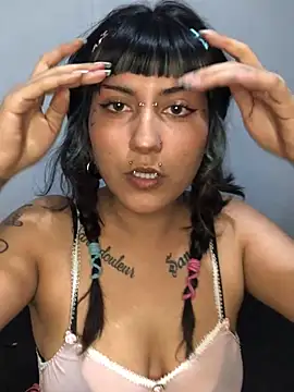 toxikkka online show from February 2025 12:52:01 AM