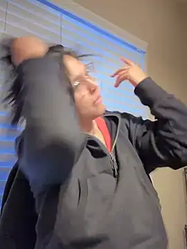 Snapshot of miacanela_xo chatting on January 2025 12:27:01 AM miacanela xo online show from January 2025 12:27:01 AM