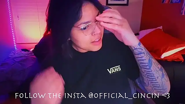 Snapshot of miacanela_xo chatting on February 2025 02:15:01 AM miacanela xo online show from February 2025 02:15:01 AM