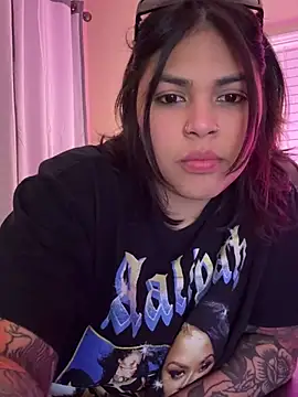 Snapshot of miacanela_xo chatting on February 2025 07:49:01 AM miacanela xo online show from February 2025 07:49:01 AM