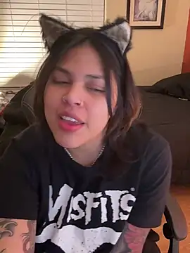 Snapshot of miacanela_xo chatting on February 2025 03:01:02 AM miacanela xo online show from February 2025 03:01:02 AM