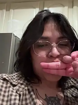 Snapshot of miacanela_xo chatting on March 2025 01:11:01 AM miacanela xo online show from March 2025 01:11:01 AM