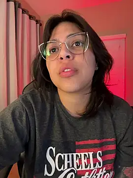 Snapshot of miacanela_xo chatting on March 2025 01:34:02 AM miacanela xo online show from March 2025 01:34:02 AM