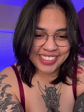 Snapshot of miacanela_xo chatting on March 2025 06:07:02 AM miacanela xo online show from March 2025 06:07:02 AM