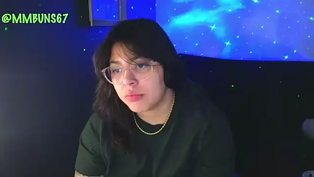 Snapshot of miacanela_xo chatting on September 2025 10:42:01 PM miacanela xo online show from September 2025 10:42:01 PM