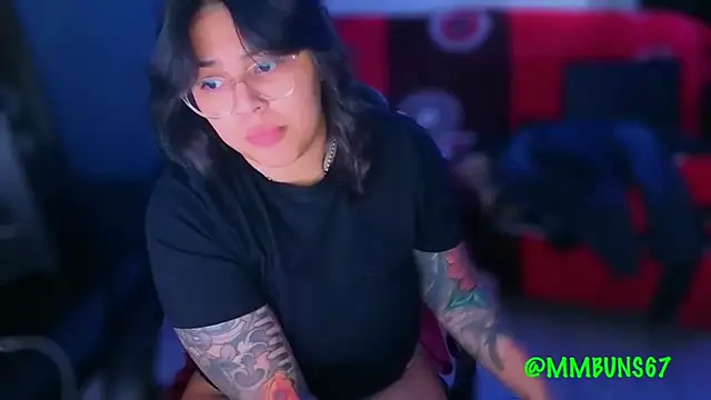 Snapshot of miacanela_xo chatting on November 2025 01:50:02 AM miacanela xo online show from November 2025 01:50:02 AM