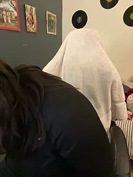 miacanela xo online show from March 2026 12:14:01 AM