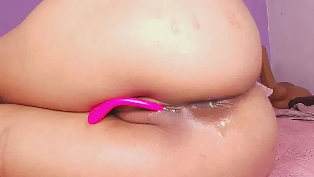 vale ross  online show from February 2025 06:09:02 AM