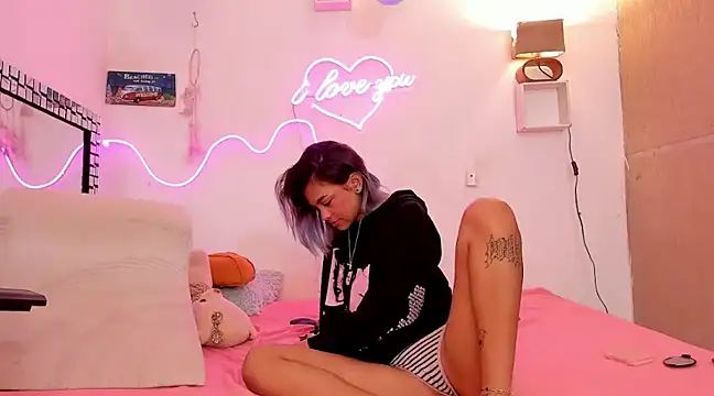 Snapshot of lilith_horny chatting on December 2024 09:54:02 AM lilith horny online show from December 2024 09:54:02 AM