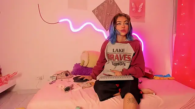 Snapshot of lilith_horny chatting on January 2025 04:44:01 AM lilith horny online show from January 2025 04:44:01 AM