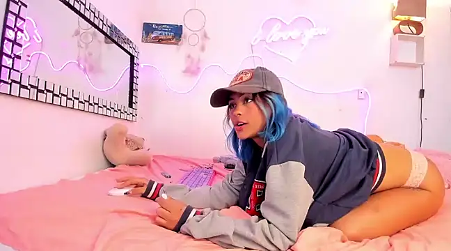 Snapshot of lilith_horny chatting on January 2025 04:18:01 AM lilith horny online show from January 2025 04:18:01 AM