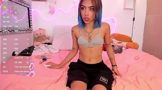 Snapshot of lilith_horny chatting on January 2025 06:13:01 AM lilith horny online show from January 2025 06:13:01 AM