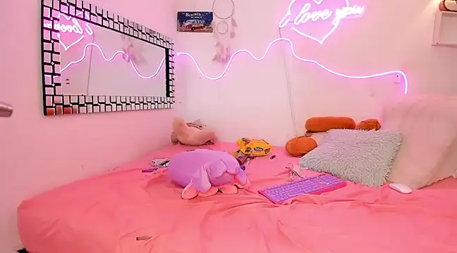 Snapshot of lilith_horny chatting on February 2025 11:19:02 AM lilith horny online show from February 2025 11:19:02 AM