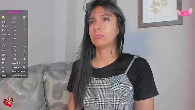 Tamaraakins online show from February 2025 09:37:02 PM