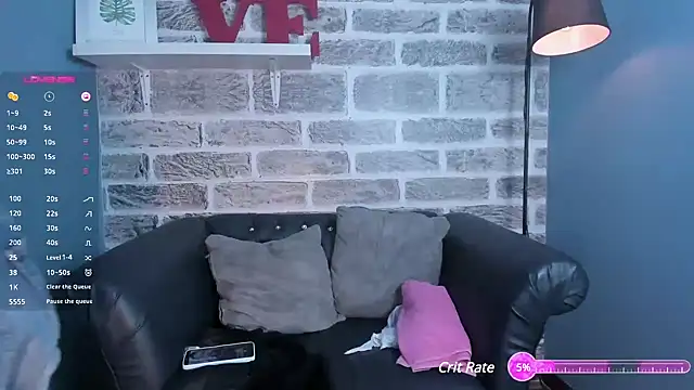 Tamaraakins online show from March 2025 01:26:02 PM