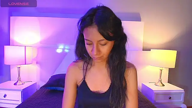 Tamaraakins online show from September 2025 12:18:01 PM