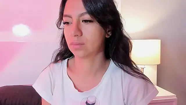 Tamaraakins online show from December 2025 12:43:02 PM