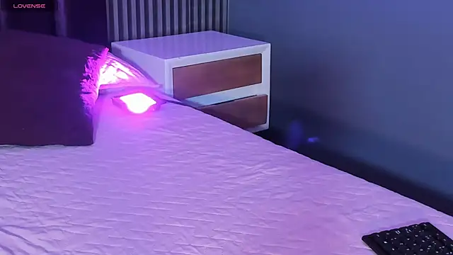 Tamaraakins online show from February 2026 12:19:01 PM