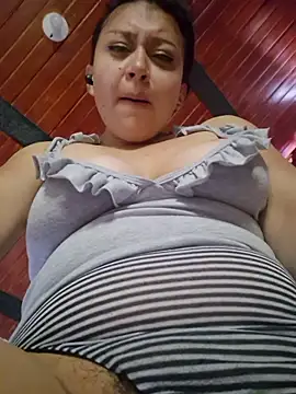 Snapshot of lombarlana-89 chatting on April 2026 06:10:01 PM lombarlana-89 online show from April 2026 06:10:01 PM