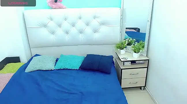 Snapshot of kinverly_sexyx chatting on January 2025 06:35:02 PM kinverly sexyx online show from January 2025 06:35:02 PM