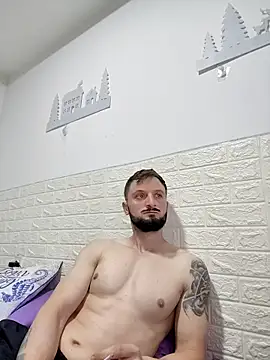 Snapshot of colin_hopex chatting on May 2026 03:06:01 PM colin hopex online show from May 2026 03:06:01 PM