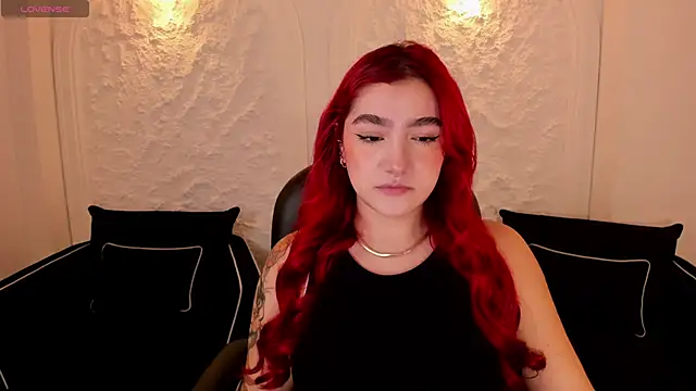 ViolettCastel online show from October 2025 04:50:01 PM