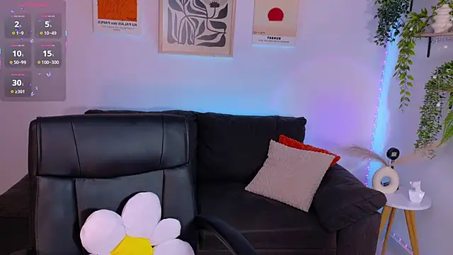 ViolettCastel online show from July 2026 12:30:02 AM