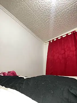 sweetsarabig22cm online show from February 2026 01:16:01 PM