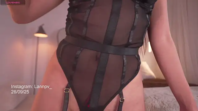 Snapshot of lanie__ chatting on September 2025 10:58:02 PM lanie online show from September 2025 10:58:02 PM