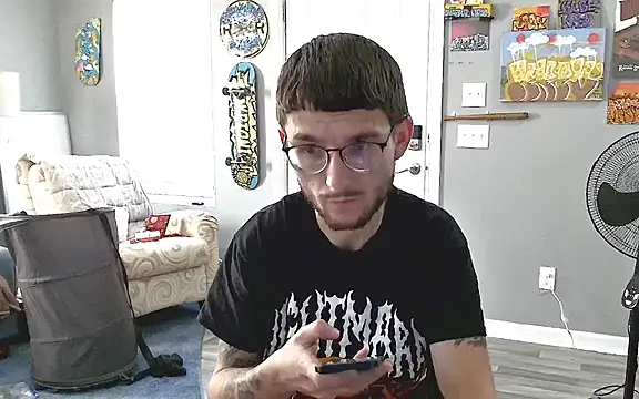 Snapshot of hungkubenski chatting on November 2025 07:46:02 PM hungkubenski online show from November 2025 07:46:02 PM