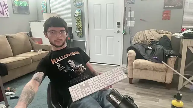 Snapshot of hungkubenski chatting on January 2026 05:31:01 AM hungkubenski online show from January 2026 05:31:01 AM