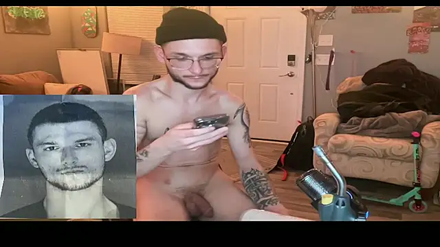 Snapshot of hungkubenski chatting on February 2026 09:08:01 AM hungkubenski online show from February 2026 09:08:01 AM