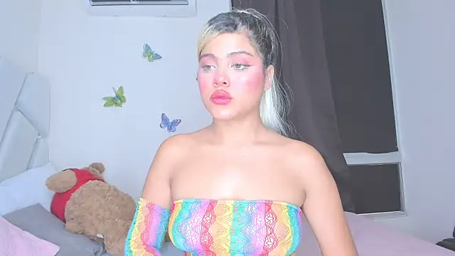 Snapshot of sofiacastillo01 chatting on April 2026 06:34:02 PM sofiacastillo01 online show from April 2026 06:34:02 PM