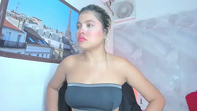 Snapshot of sofiacastillo01 chatting on May 2026 01:41:02 PM sofiacastillo01 online show from May 2026 01:41:02 PM