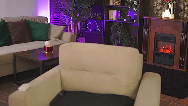 Snapshot of EvaSunderland chatting on March 2025 12:04:02 AM EvaSunderland online show from March 2025 12:04:02 AM