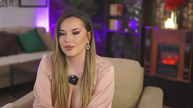 Snapshot of EvaSunderland chatting on March 2025 09:38:02 PM EvaSunderland online show from March 2025 09:38:02 PM