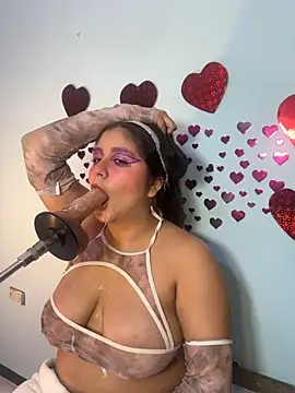 lola clit online show from February 2026 12:16:01 PM