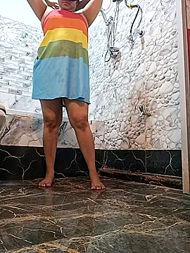 SriHotx online show from May 2026 12:10:01 PM