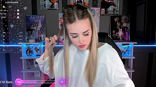 Snapshot of Ellen_Soft chatting on March 2025 04:24:01 PM Ellen Soft online show from March 2025 04:24:01 PM