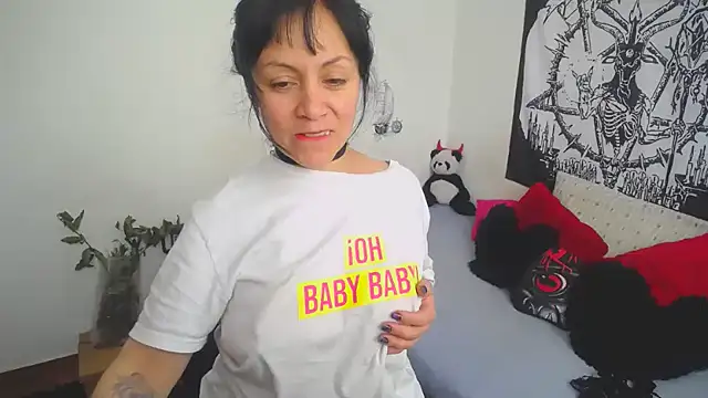 Snapshot of lili_peach chatting on March 2025 03:37:02 PM lili peach online show from March 2025 03:37:02 PM